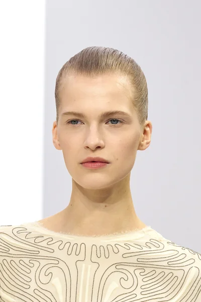 Look 34